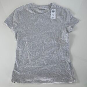 Abercrombie & Fitch Essential Tuckable Baby Tee M A&F